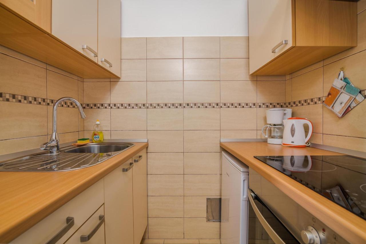 Apartments Celeste Klimno Zewnętrze zdjęcie