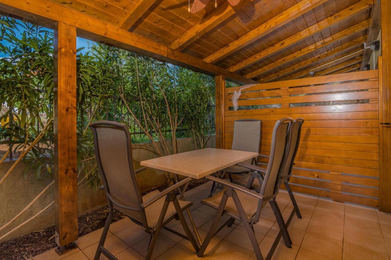 Apartments Celeste Klimno Zewnętrze zdjęcie