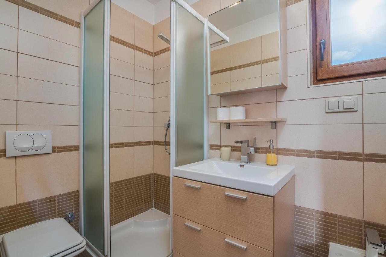 Apartments Celeste Klimno Zewnętrze zdjęcie