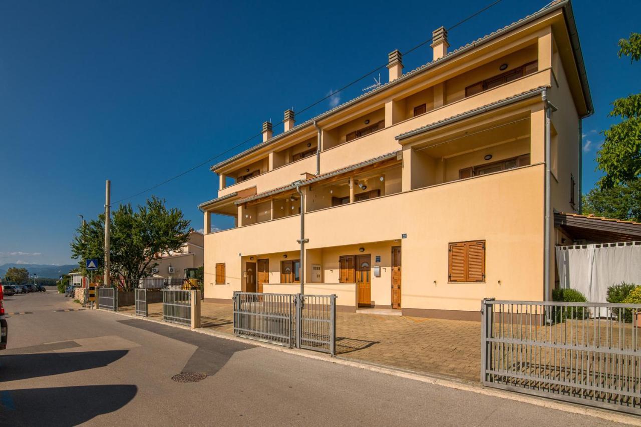 Apartments Celeste Klimno Zewnętrze zdjęcie