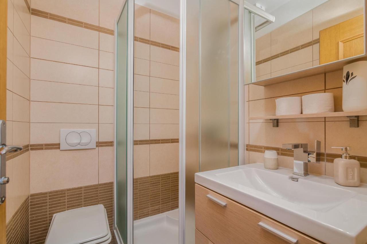 Apartments Celeste Klimno Zewnętrze zdjęcie
