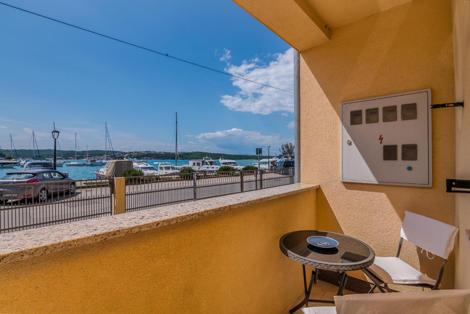 Apartments Celeste Klimno Zewnętrze zdjęcie